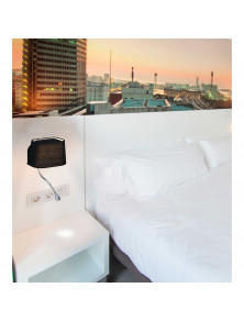 Sweet, Lampada a Parete o Applique con Lettore LED, Faro Barcelona